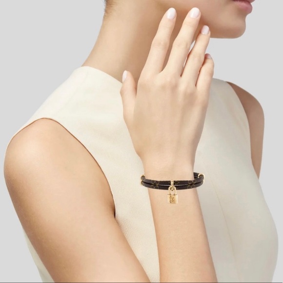 Louis Vuitton Keep it Twice Monogram Bracelet - Picture 3 of 3